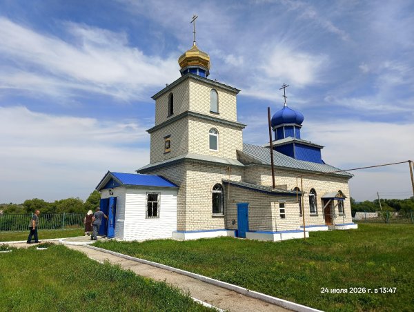 Храм великомученика Димитрия Солунского с. Чувашская Кулатка Старокулаткинского р-на