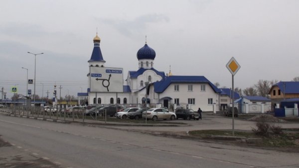 БОЖЕСТВЕННАЯ ЛИТУРГИЯ В БОГОРОДИЦЕ-РОЖДЕСТВЕНСКОМ КАФЕДРАЛЬНОМ СОБОРЕ