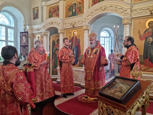 БОЖЕСТВЕННАЯ ЛИТУРГИЯ В ХРАМЕ СЕЛА ХАНИНЕЕВКА