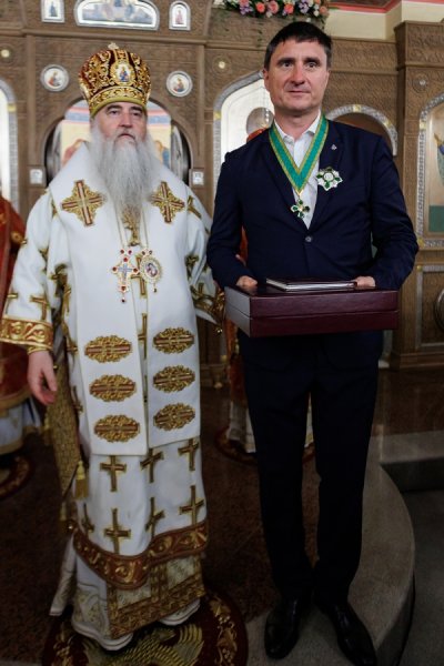 ВЕЛИКОЕ ОСВЯЩЕНИЕ И БОЖЕСТВЕННАЯ ЛИТУРГИЯ В ХРАМЕ ВО ИМЯ СВЯТЫХ ЦАРСТВЕННЫХ СТРАСТОТЕРПЦЕВ СПАССКОГО ЖЕНСКОГО МОНАСТЫРЯ В УЛЬЯНОВСКЕ