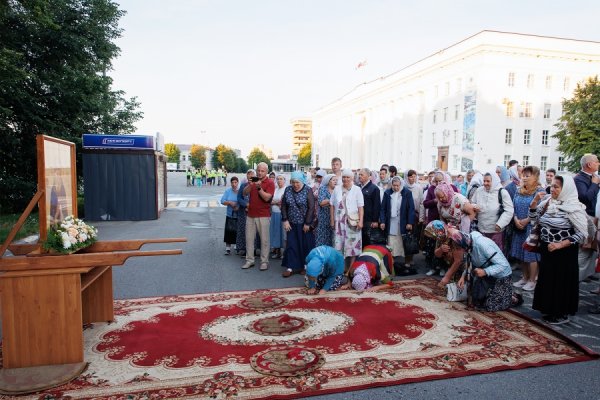 В УЛЬЯНОВСК ПРИНЕСЕНЫ МОЩИ ПРЕПОДОБНОГО СЕРГИЯ РАДОНЕЖСКОГО — ОДНОГО ИЗ САМЫХ ПОЧИТАЕМЫХ РУССКИХ СВЯТЫХ