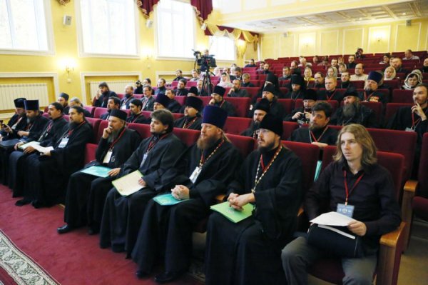 Председатель миссионерского отдела Барышской епархии принял участие в миссионерской конференции, которая состоялась в Нижнем Новгороде 