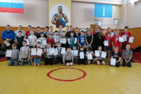 Бойцы спортивного клуба «Пересвет», при Жадовском мужском монастыре, составят костяк сборной ульяновской области по борьбе Панкратион