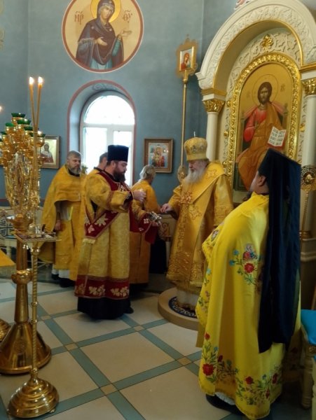 Управляющий Барышской епархией возглавил общую молитву в Инзенском соборе
