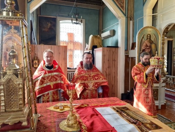 Праздничное Богослужение в Понедельник Светлой седмицы в селе Оськино 