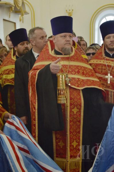 В день праздника Светлого Христова Воскресения Глава Симбирской митрополии совершил Пасхальную великую вечерню в Спасо-Вознесенском соборе Ульяновска
