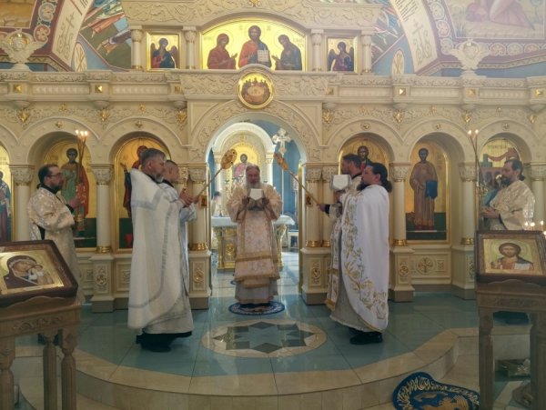 Литургия архиерейским чином на праздник Вознесения Господня