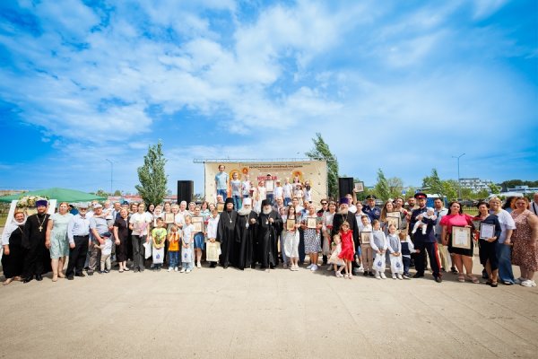Епископ Барышский и Инзенский Филарет посетил региональный семейный праздник "Крепкая семья – счастливые дети".