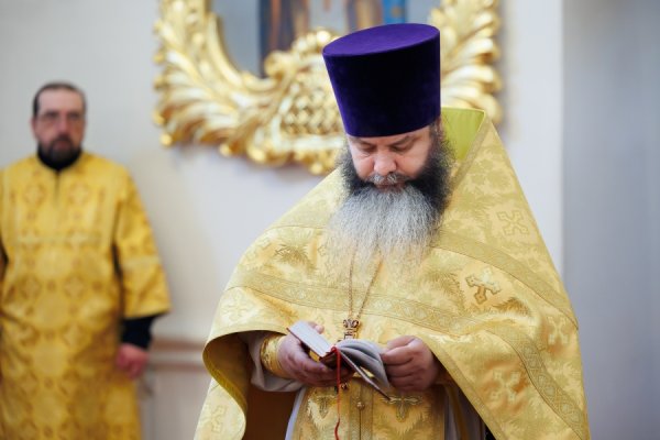 Владыка Филарет совершил Божественную литургию в кафедральном соборе г. Ульяновска