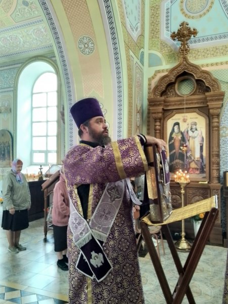 Празднование в честь Животворящего Креста Господня в первом благочинии Барышской епархии