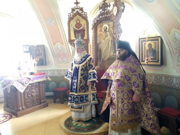 Общая молитва в Троицком соборе