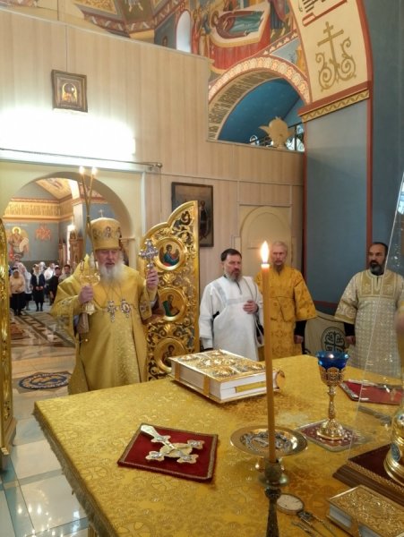 Воскресная молитва в Инзенском соборе