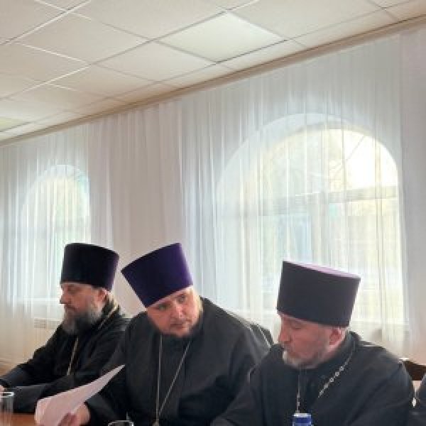 Митрополит Лонгин возглавил расширенный Епархиальный Совет в г. Барыш