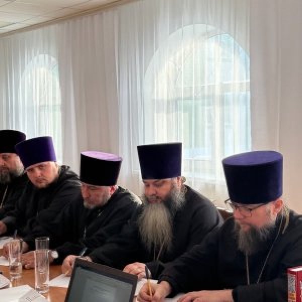 Митрополит Лонгин возглавил расширенный Епархиальный Совет в г. Барыш