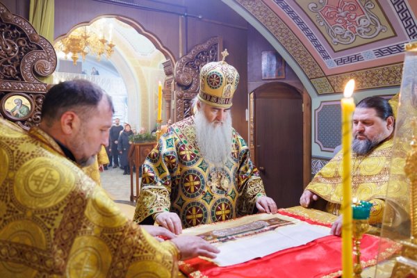 Божественная литургия и вечерня с чином прощения в Свято-Троицком кафедральном соборе г. Барыша