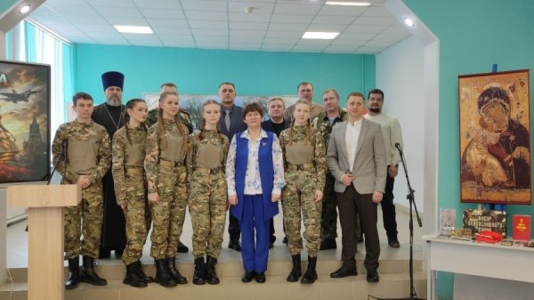 Священнослужитель Барышской Епархии иерей Димитрий Казармин принял участие в патриотическим духовно-нравственном мероприятии Герои Отечества. Пока мы помним - мы живем