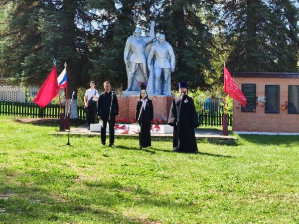 Священнослужитель Барышской епархии принял участие в митинге, посвященном 81-й годовщине Победы в Великой Отечественной Войне
