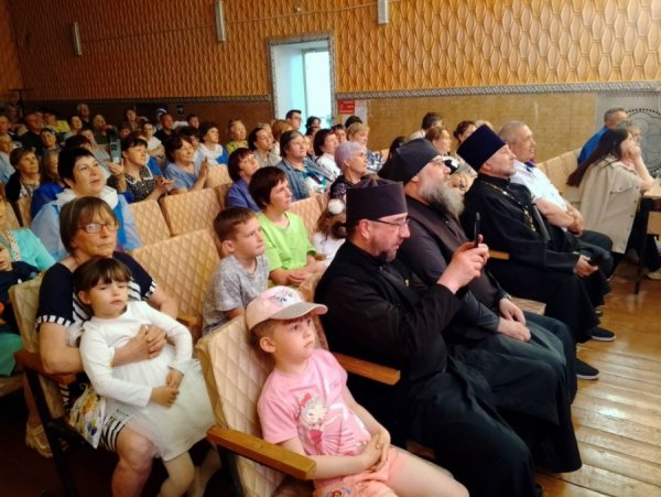 В Барышском районе прошел четвертый ежегодный фестиваль православной и патриотической песни.