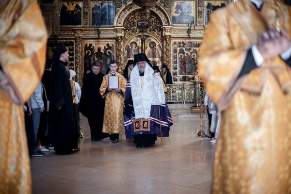 Епископ Барышский и Инзенский Александр принял участие в соборном архиерейском Богослужении в Троице-Сергиевой Лавре