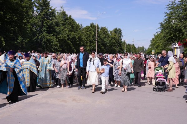 В Ульяновском районе Заволжье прошел крестный ход с Жадовской Казанской иконой Божией Матери