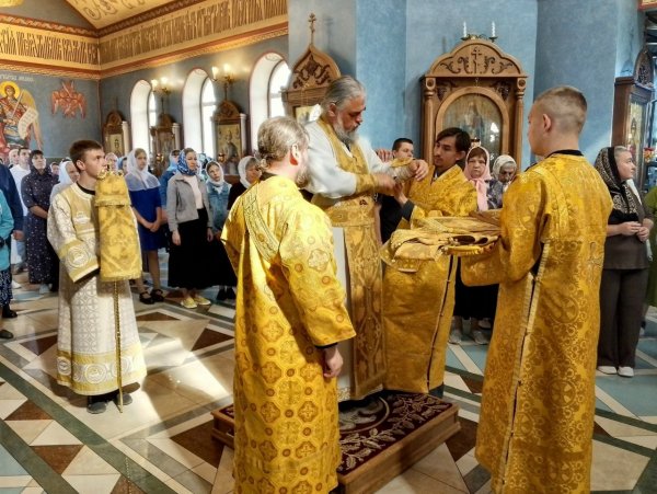Духовенство и прихожане второго града Барышской епархии встретили своего Владыку