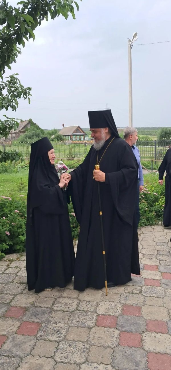 Рабочая поездка Епископа Александра в село Новая Ханинеевка