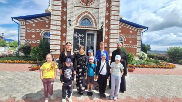Дети из Барышского центра "Планета детства" посетили Жадовскую обитель