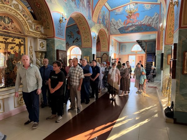 Всенощное бдение Архиерейским чином в Жадовской обители