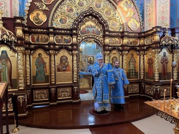 Всенощное бдение Архиерейским чином в Жадовской обители