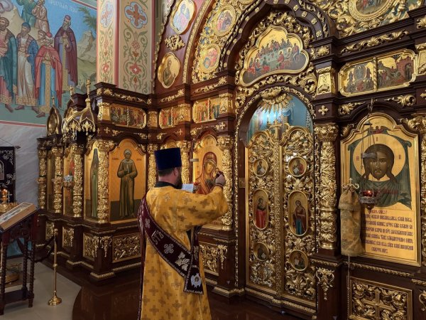 Воскресное всенощное бдение в Казанском монастыре