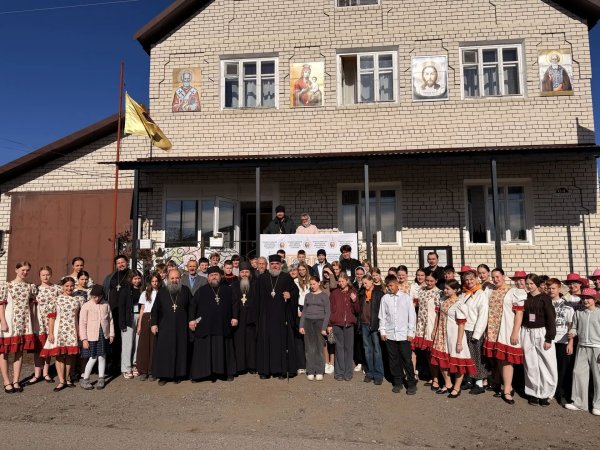 В р.п. Павловка прошел 15 межъепархиальный слёт