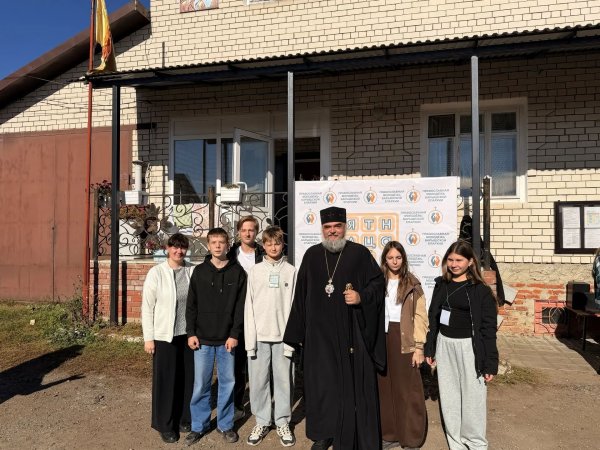 В р.п. Павловка прошел 15 межъепархиальный слёт
