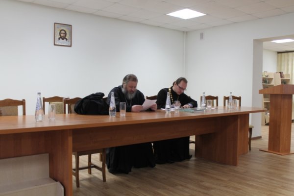 В Барышской епархии прошло общее собрание духовенства.