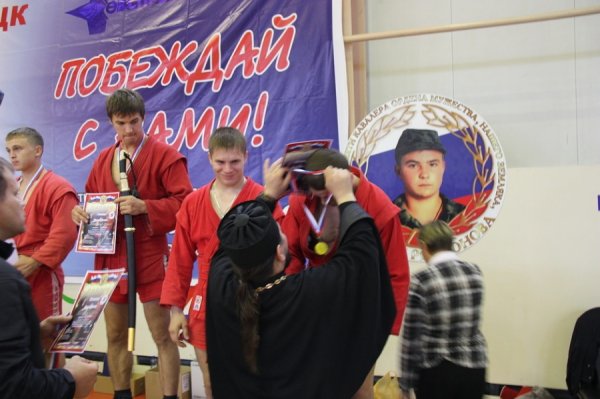Новые победы "Пересвета". Чемпионат имени Евгения Родионова