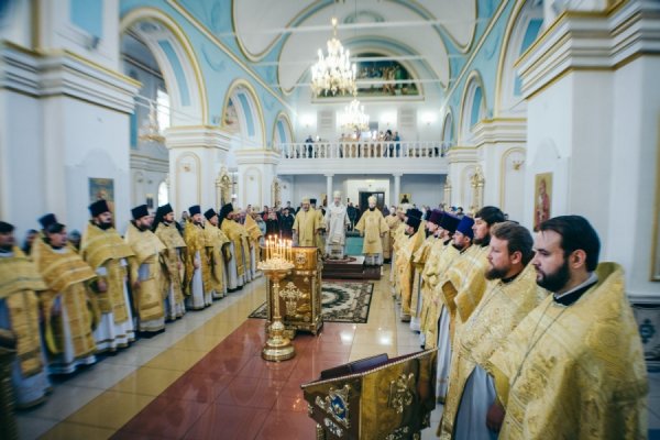 Симбирск поздравил Архипастыря с днем святых именин