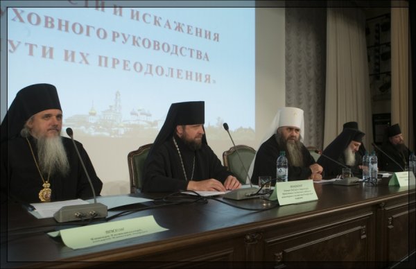 Насельник Жадовского монастыря игумен Никодим (Макушенцев) стал участником конференции "Преемство монашеской традиции в современных монастырях", прошедшей в Троице-Сергиевой Лавре