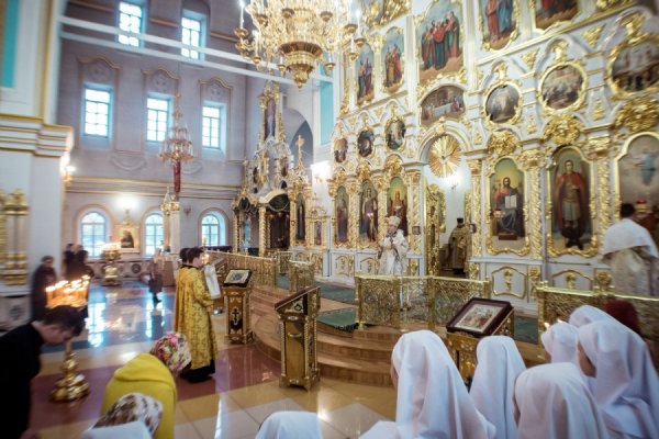 В день тезоименитства владыки Анастасия в Спасо-Вознесенском соборе состоялось праздничное богослужение