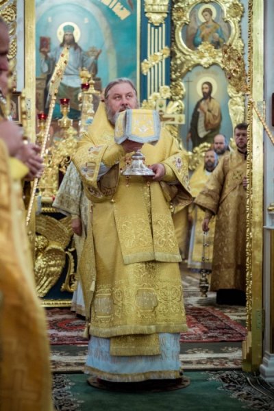 В день тезоименитства владыки Анастасия в Спасо-Вознесенском соборе состоялось праздничное богослужение