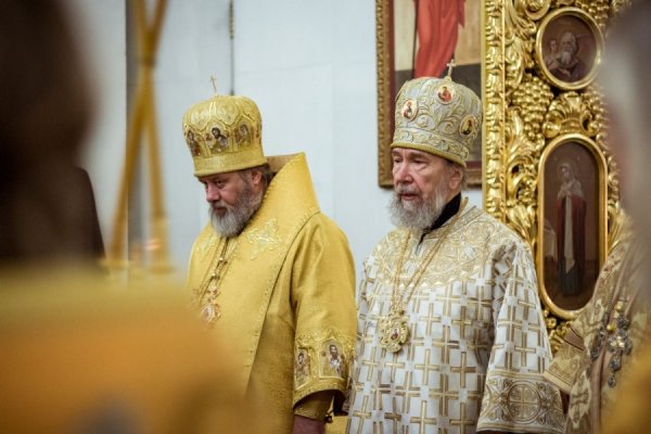 В день тезоименитства владыки Анастасия в Спасо-Вознесенском соборе состоялось праздничное богослужение