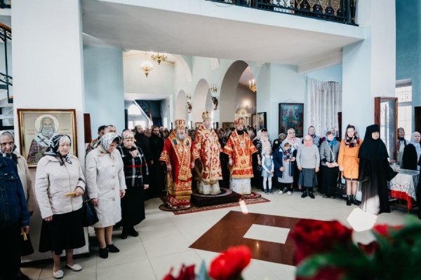Жадовская пустынь отметила престольный праздник
