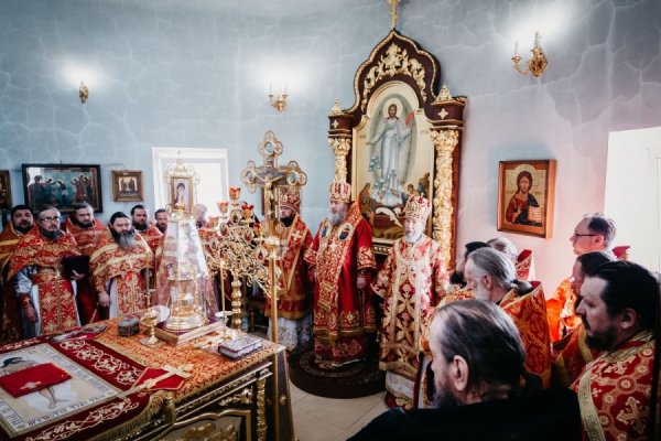Жадовская пустынь отметила престольный праздник