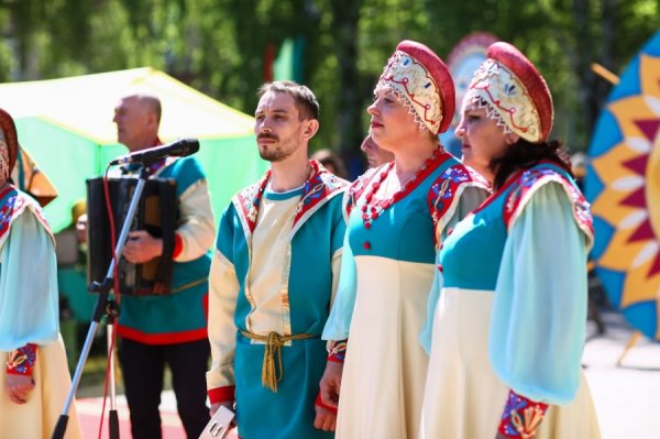 В Барыше встретили Троицу