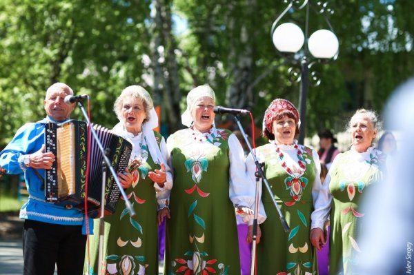 В Барыше встретили Троицу