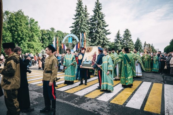 Симбирск встретил Жадовскую икону Божией Матери