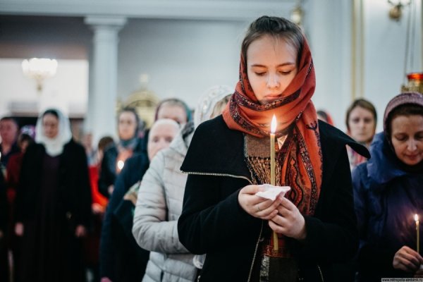 Архипастыри Симбирской митрополии совершили Великую вечерню праздника Пасхи