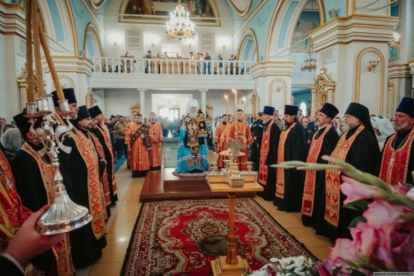 Епископ Барышский и Инзенский Филарет принял участие в первом Богослужении митрополита Иосифа на Симбирской земле