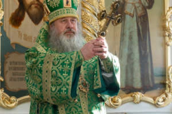 БОЖЕСТВЕННАЯ ЛИТУРГИЯ В СПАСО-ВОЗНЕСЕНСКОМ КАФЕДРАЛЬНОМ СОБОРЕ  УЛЬЯНОВСКА
