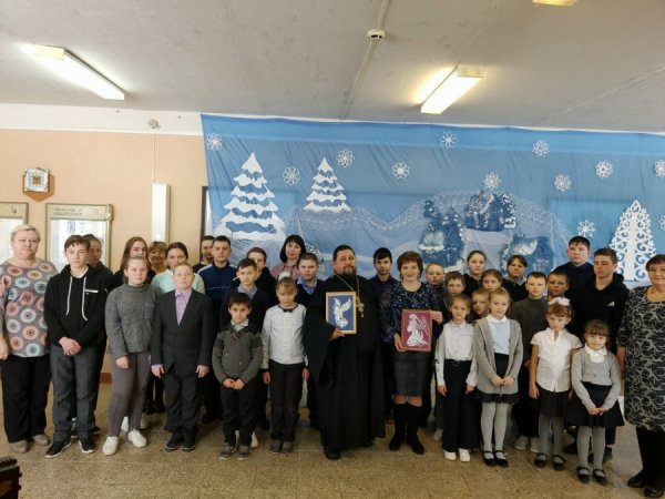 В РОДНОЙ ШКОЛЕ