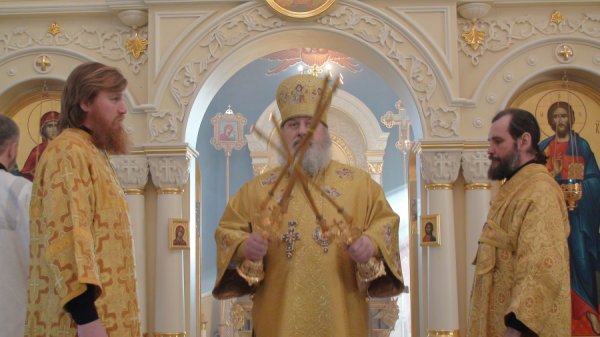 БОЖЕСТВЕННАЯ ЛИТУРГИЯ В БОГОРОДИЦЕ-РОЖДЕСТВЕНСКОМ КАФЕДРАЛЬНОМ СОБОРЕ