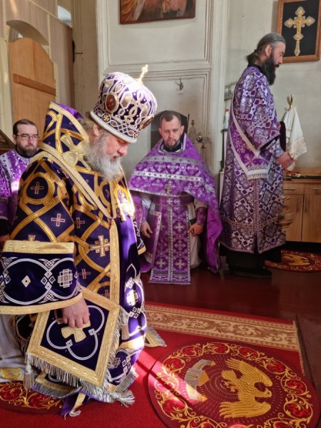 Епископ Филарет молитвенно отметил 24-ю годовщину священнической хиротонии